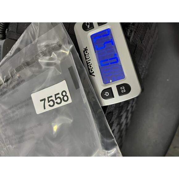 Lululemon Shorts S Pace Breaker Linerless Black Workout Gym Athletic Performance - Picture 13 of 13